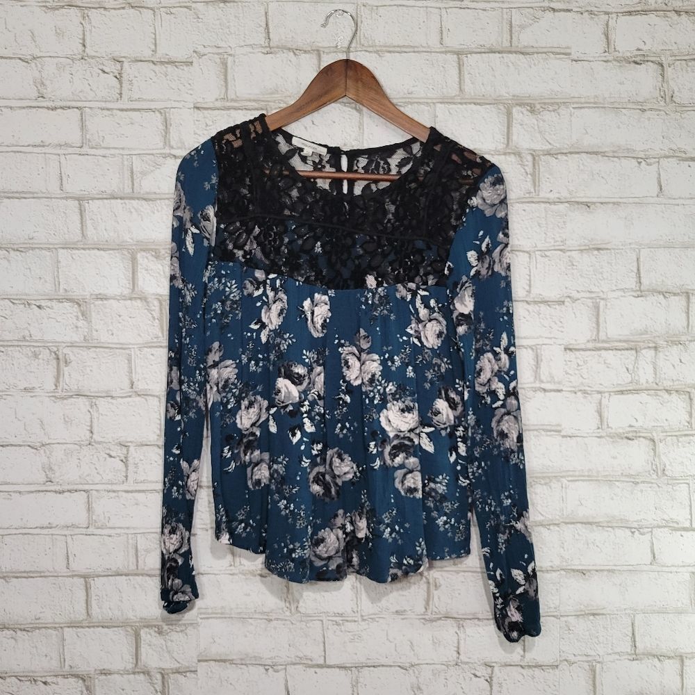 Maurices floral lace top long sleeve blouse